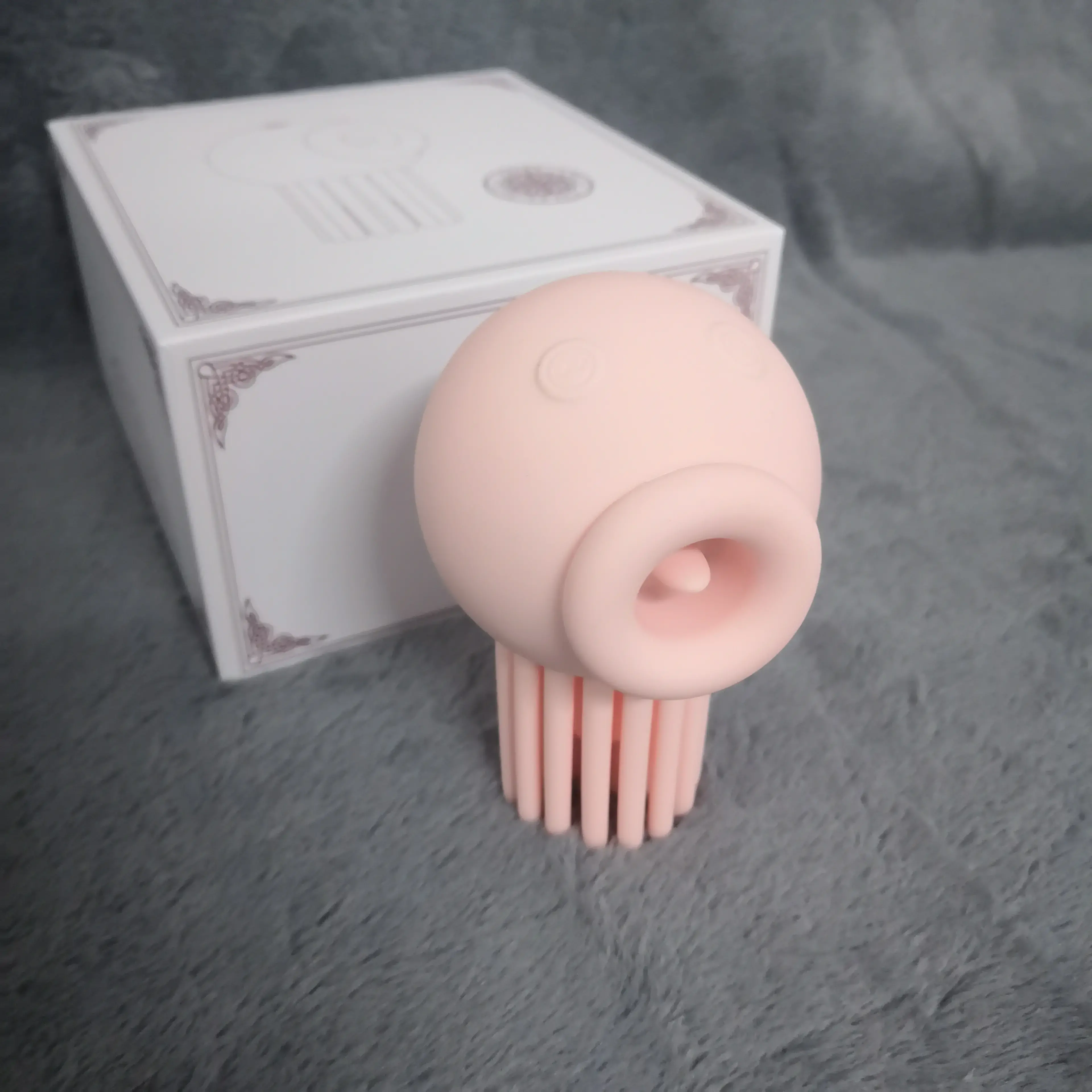 送女友的小玩具-娇羞乙女章鱼宝宝按摩跳蛋振动棒女用玩具评测