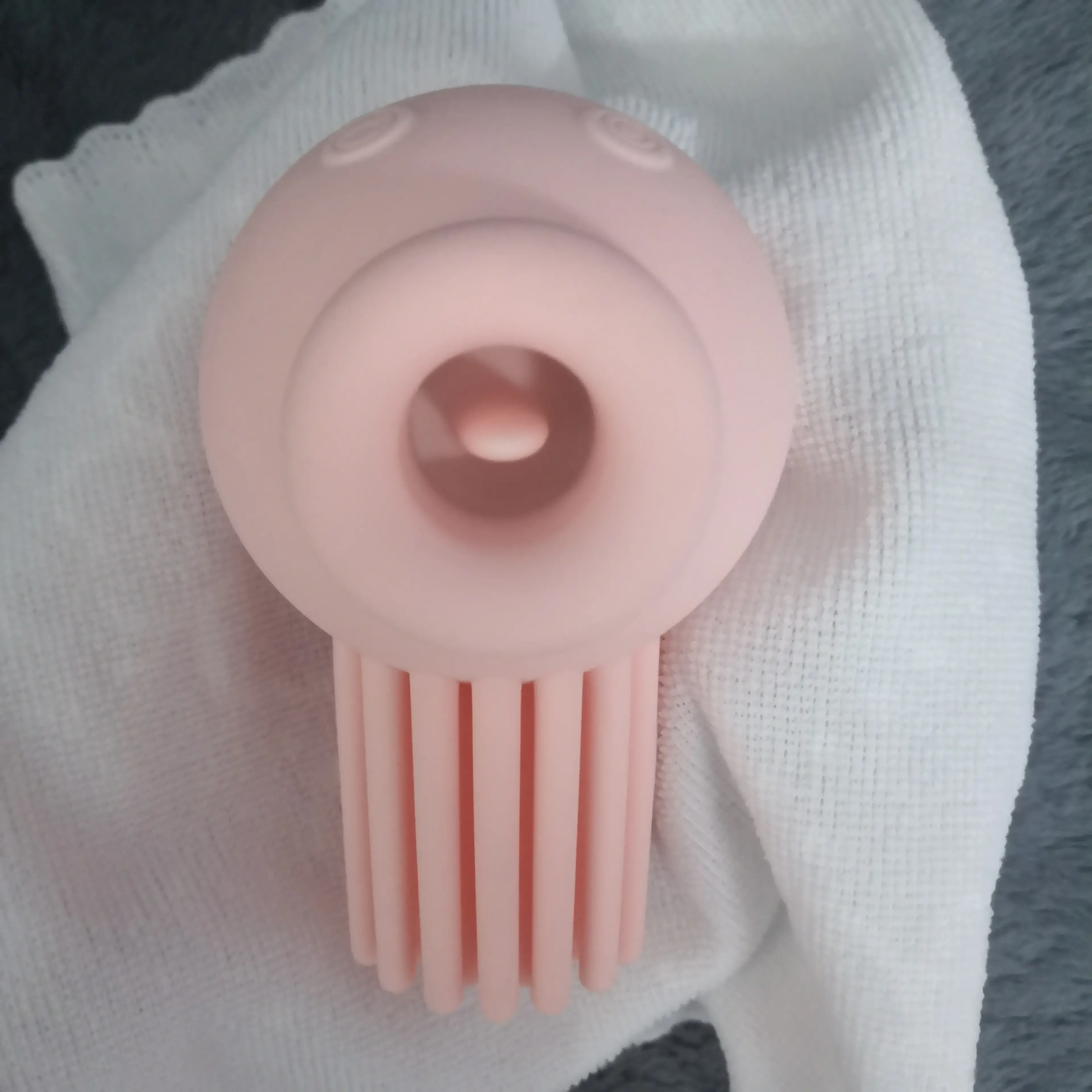 送女友的小玩具-娇羞乙女章鱼宝宝按摩跳蛋振动棒女用玩具评测