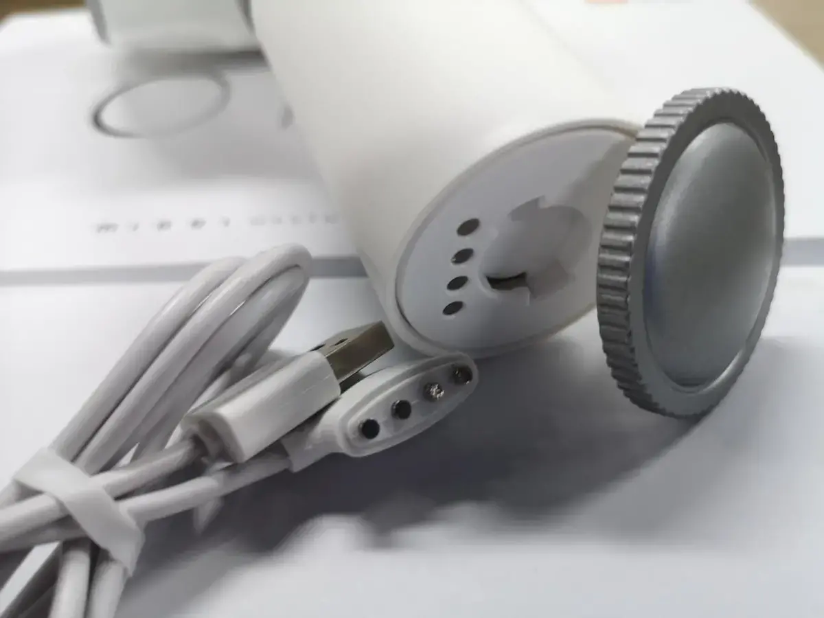 按压变速,享受操控的乐趣 – 米杯one电动飞机杯评测6 按压变速,享受操控的乐趣 – 米杯one电动飞机杯评测6