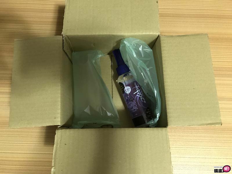 对魔忍凛子_黏滑爱液润滑液-它的零缺点拿下我的润滑液初体验;1 对魔忍凛子_黏滑爱液润滑液-它的零缺点拿下我的润滑液初体验;