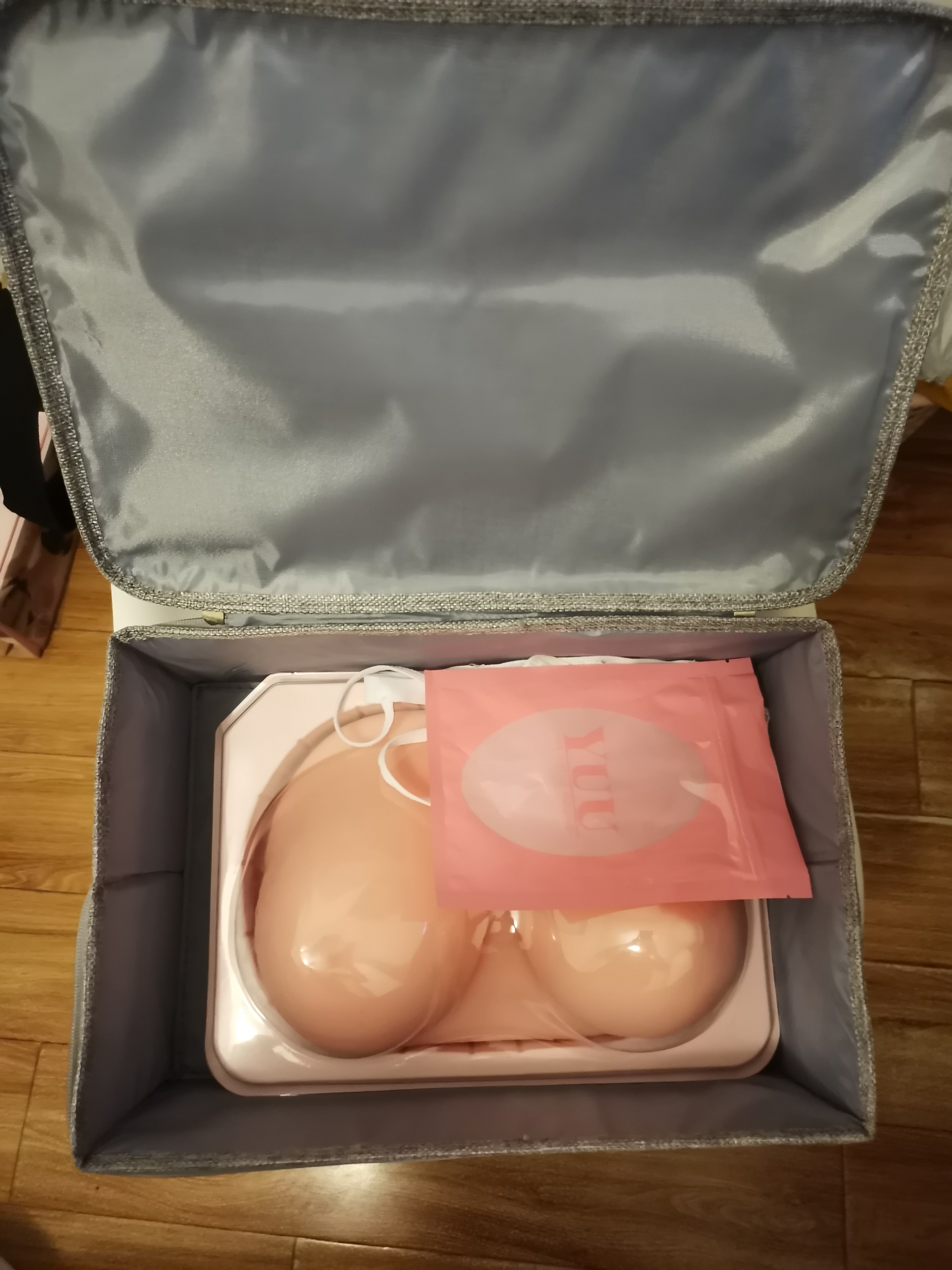 YUU真实深田生乳倒模评测 – 既是她的欧派也是你的欧派