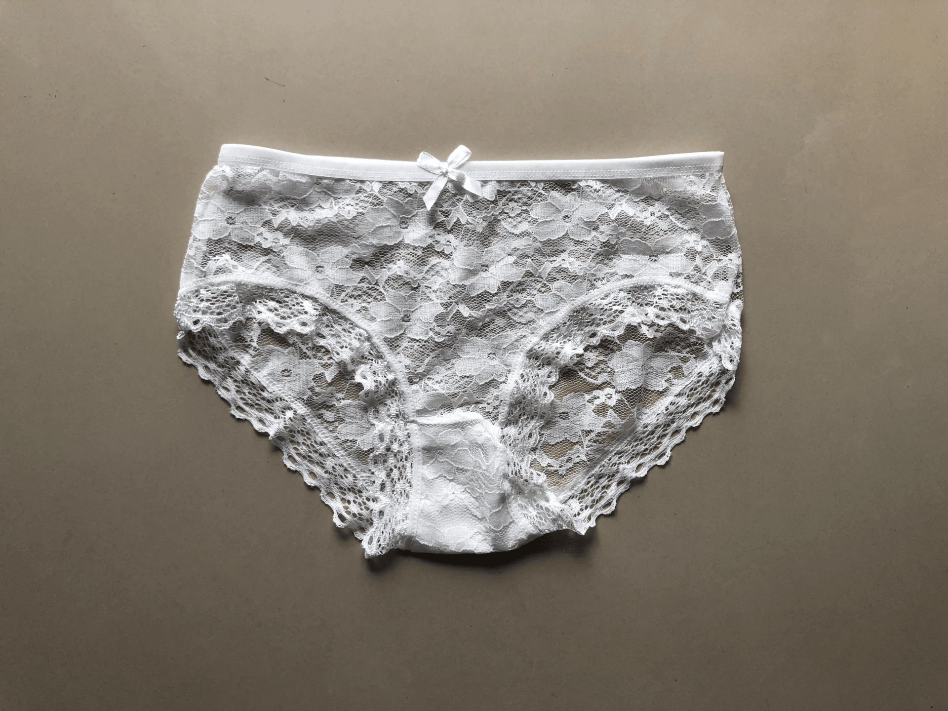 YUU柔臀似水倒模名器评测 – 果冻材质的臀