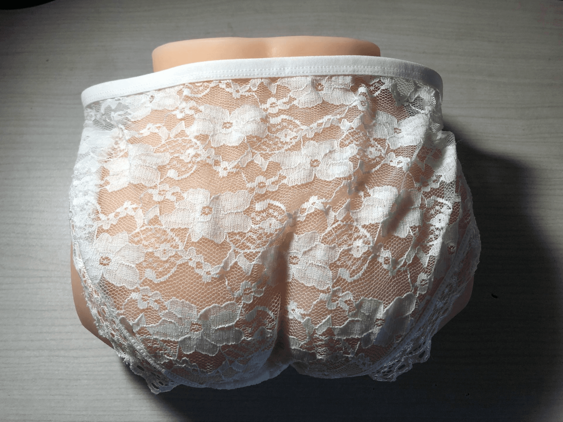 YUU柔臀似水倒模名器评测 – 果冻材质的臀