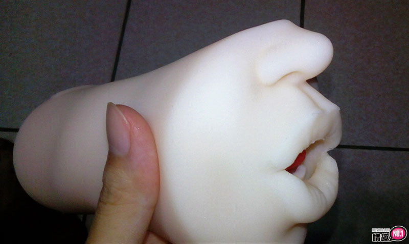 牙齿的轻瘙让人难耐。日本NPG激烈口爆极上口技东凛