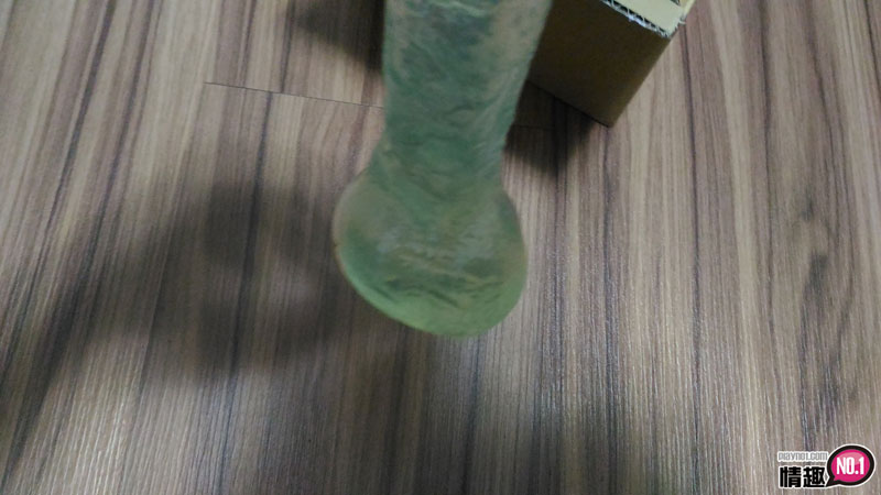 吸在立镜上欣赏自己的淫蕩模样~日本EXE纯日产弹力厚实上翘透明软胶拟真老二_12cm;