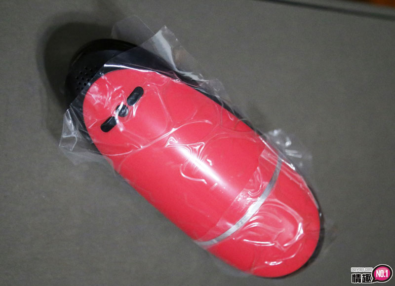 一款产品双重享受。未来FUTURA中日两国语言震动吸盘自慰杯