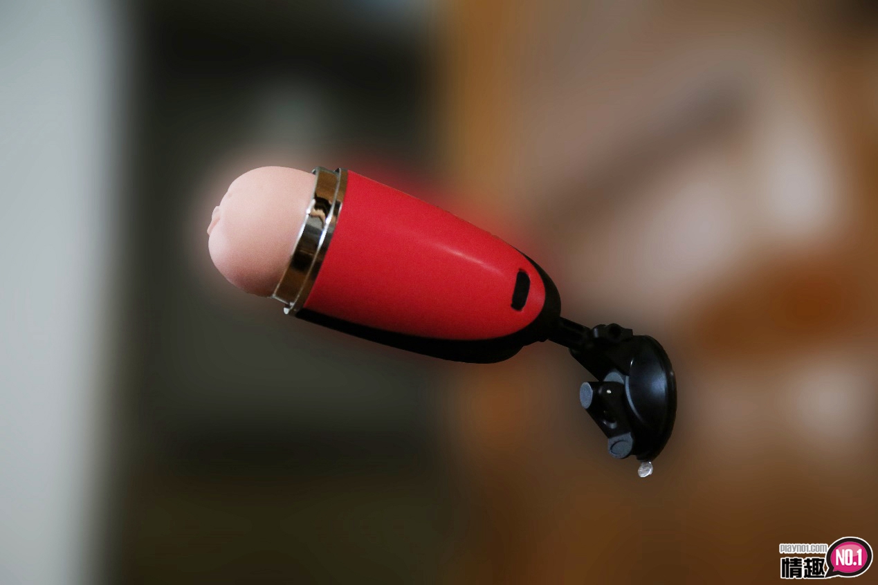 一款产品双重享受。未来FUTURA中日两国语言震动吸盘自慰杯