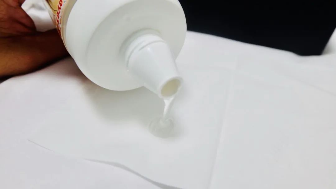 你真的会用润滑液吗? | 3元到100元,5款润滑油测评大揭秘15 你真的会用润滑液吗? | 3元到100元,5款润滑油测评大揭秘