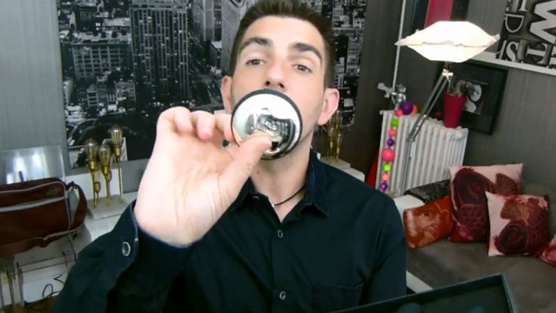 连法国帅哥都喜欢的LELO HUGO按摩器5 连法国帅哥都喜欢的LELO HUGO按摩器