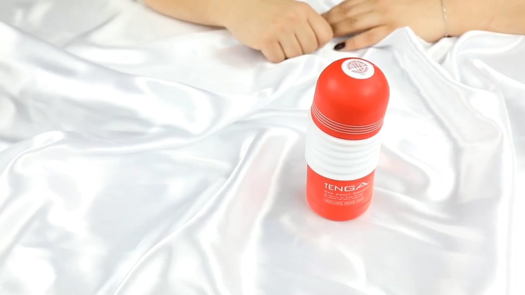 5分钟搞懂使用TENGA DEEP THROAT CUP的步骤