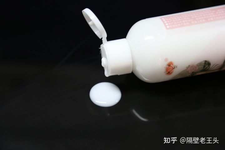 飞机杯润滑液也要搞创新？撸撸杯真汁萌液开箱测评4