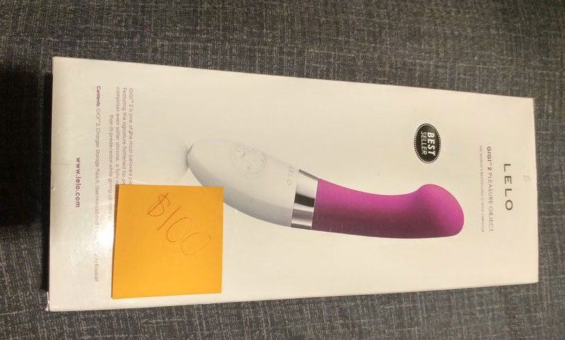 大爱LELO GIGI 2 情趣按摩器平坦凸显的顶端设计