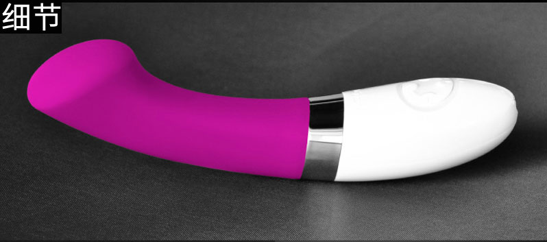 大爱LELO GIGI 2 情趣按摩器平坦凸显的顶端设计