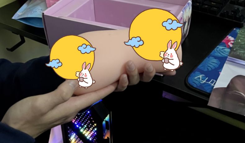 YUU启蒙先辈评测-真正模拟体验飞机杯