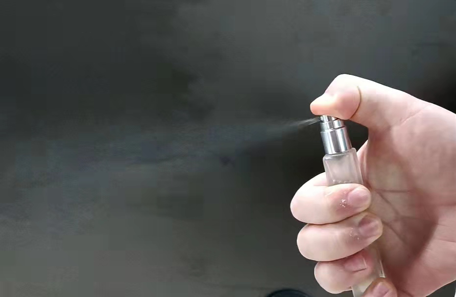 解锁男人的“黄金性时长”——延时喷剂开箱测试