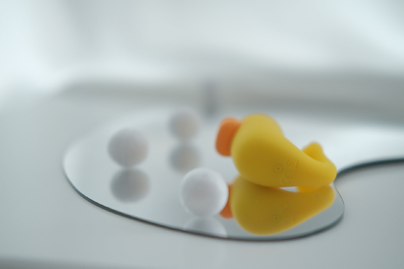 歪歪马小黄鸭指尖跳蛋测评