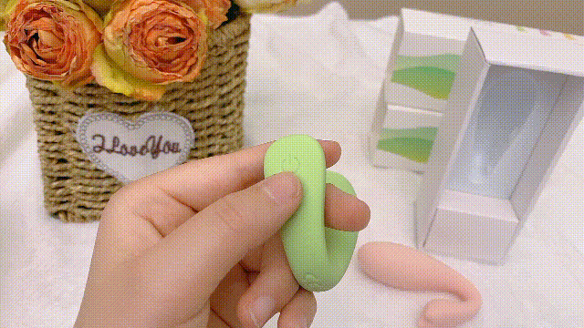 浪漫小豆芽情趣按摩棒测评