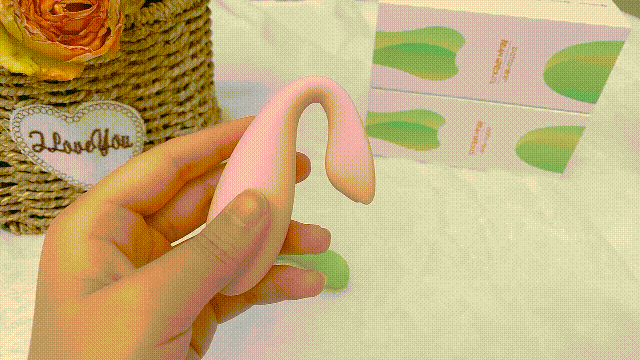 浪漫小豆芽情趣按摩棒测评