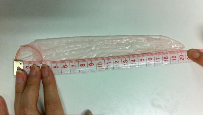 多图：8款常见品牌安全套评测，气味、外观、拉伸…