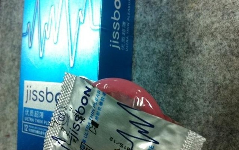 多图:8款常见品牌安全套评测,气味、外观、拉伸…29 多图:8款常见品牌安全套评测,气味、外观、拉伸…