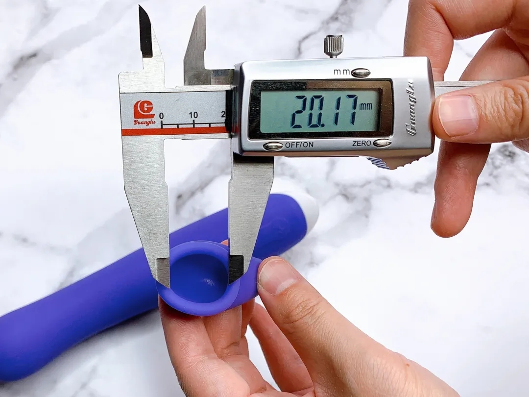 【吴小飘玩测评】想体验口嗳的感觉，这个午夜小精灵赶紧安排