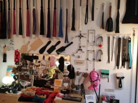 当皮革情趣套装遇上迷幻治愈风……1 当皮革情趣套装遇上迷幻治愈风……