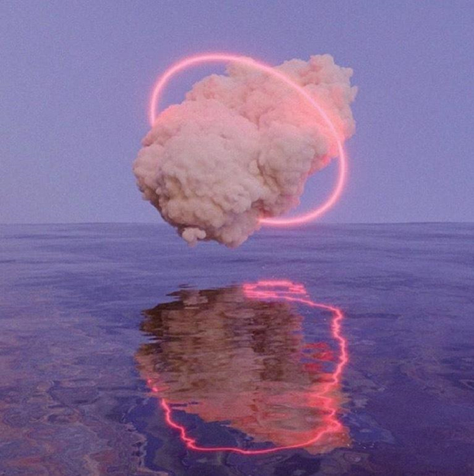 当皮革情趣套装遇上迷幻治愈风……