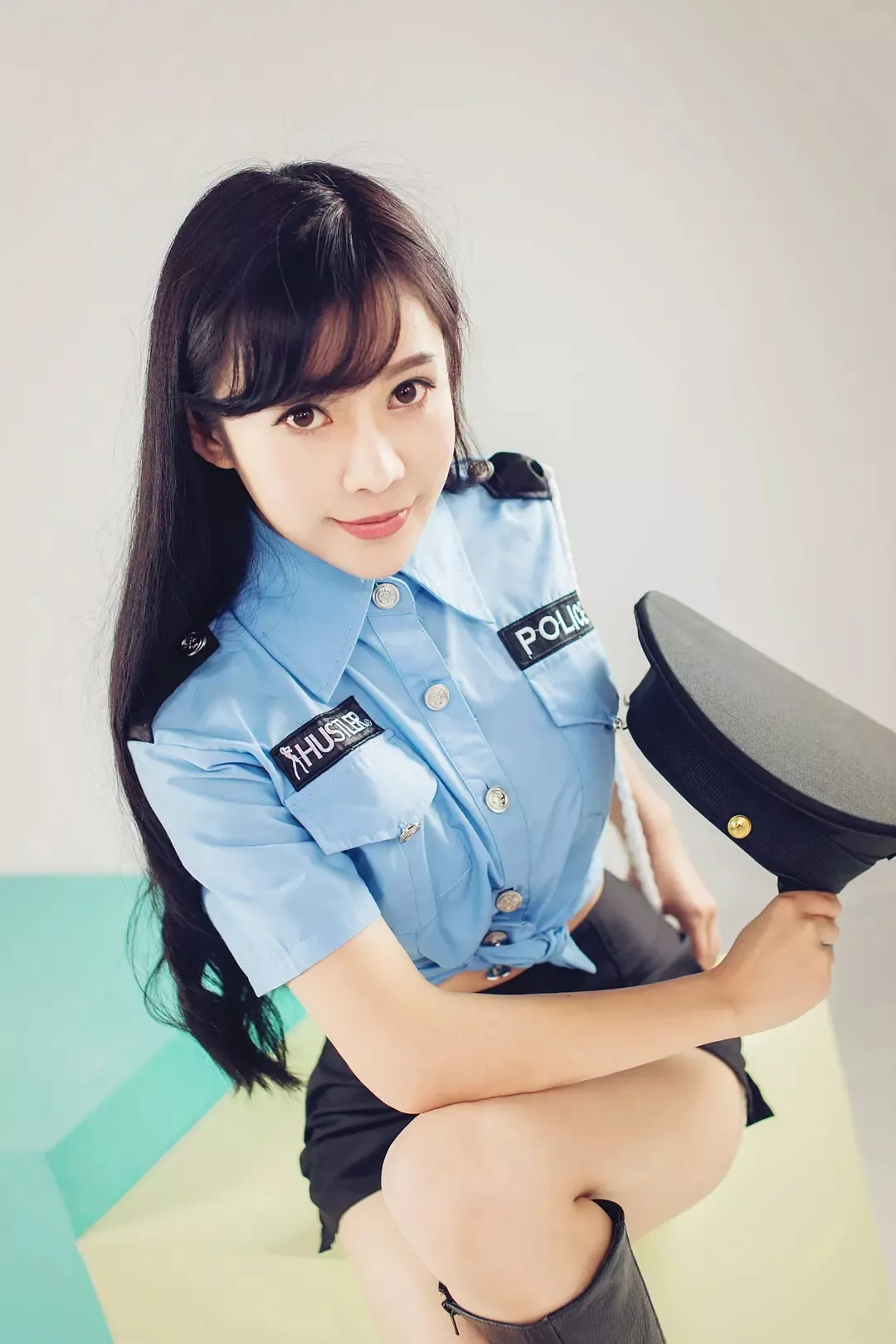 网络电影《情趣体验师》：男孩变男人的第一堂课