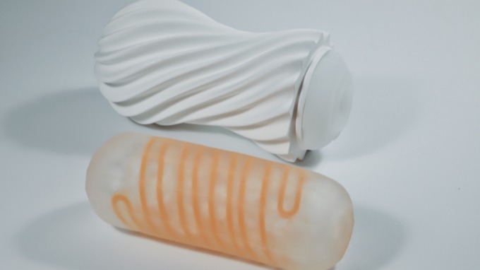 情趣玩具测评—TENGA飞机杯Spinner与moova对比1 情趣玩具测评—TENGA飞机杯Spinner与moova对比