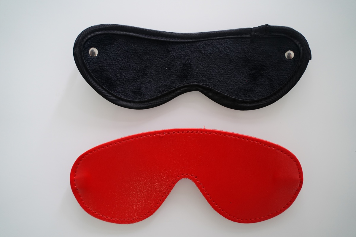 情趣玩具测评—入门级SM套装大对比