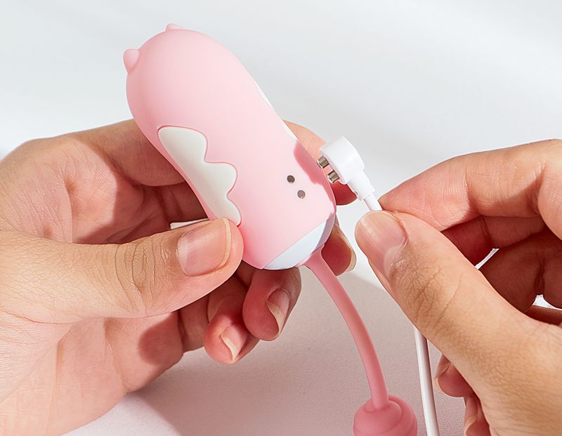 带小恶魔怪兽无线跳蛋逛街是什么感受？美女情趣体验师亲身体验