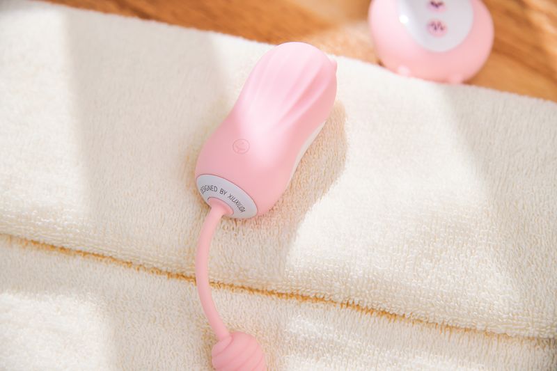 带小恶魔怪兽无线跳蛋逛街是什么感受？美女情趣体验师亲身体验