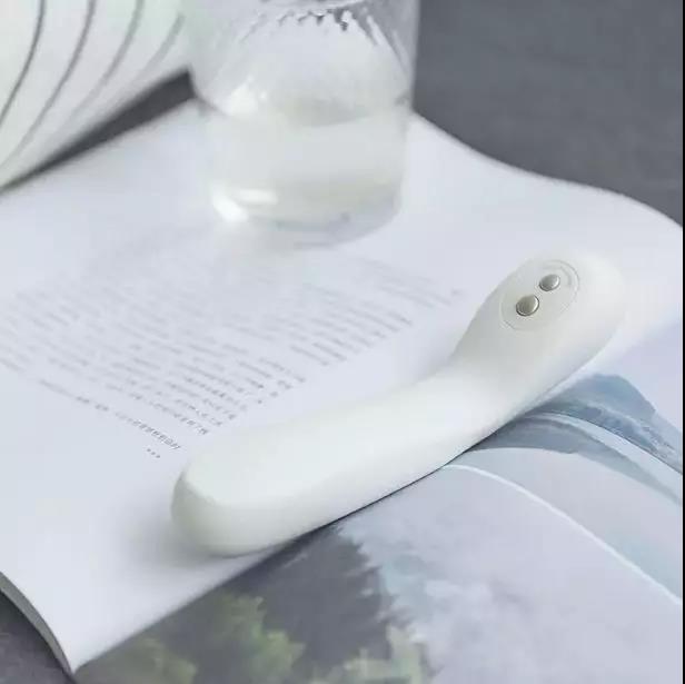 玩测评 | 看似“性冷淡风”的棒棒，却治好了我的性冷淡？