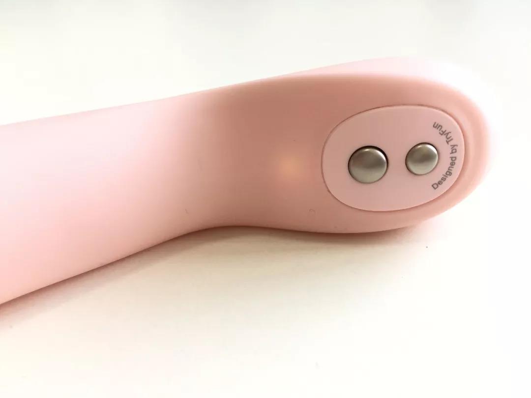 玩测评 | 看似“性冷淡风”的棒棒，却治好了我的性冷淡？