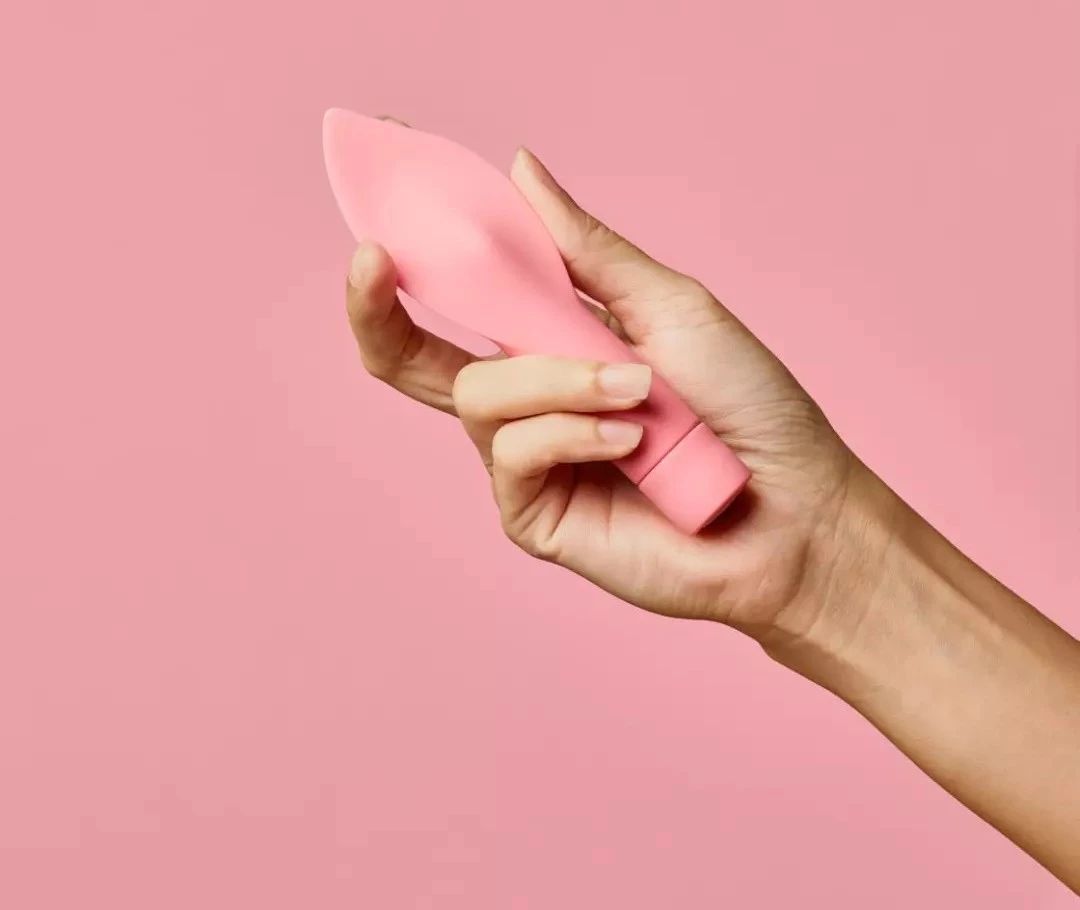 象高档面部护理仪的小火苗按摩器评测