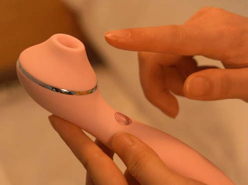 一根棒子两头耍，让我嗨到嗓子哑