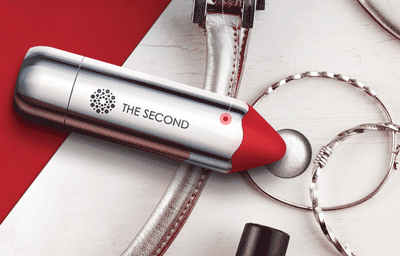 我偷偷买了雷霆小银棒口红