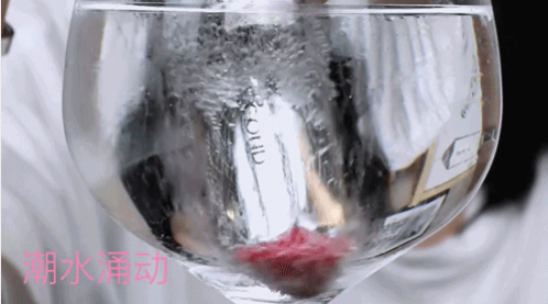 我偷偷买了雷霆小银棒口红